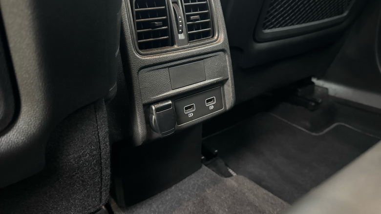 Renault Arkana 1.6 E-TECH Hybrid 145 R.S. Line 5dr Auto Hybrid Estate